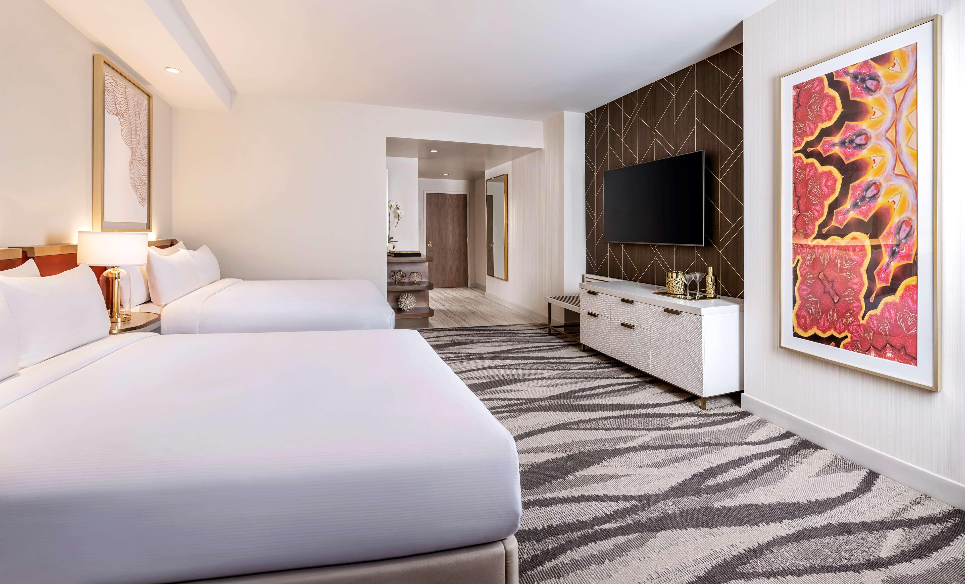 Hotel Review: Resorts World Las Vegas